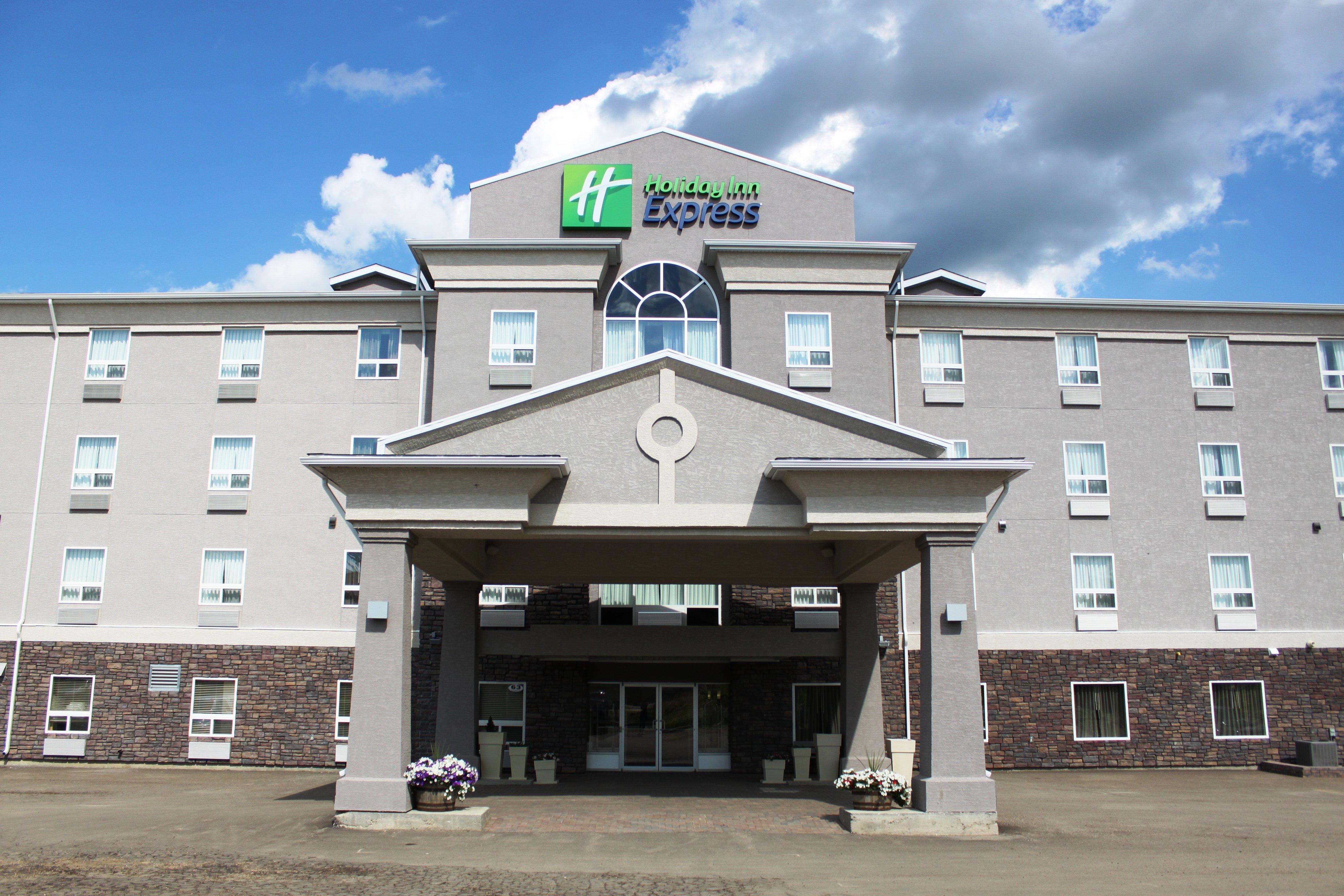 Holiday Inn Express Yorkton East By Ihg Exterior foto